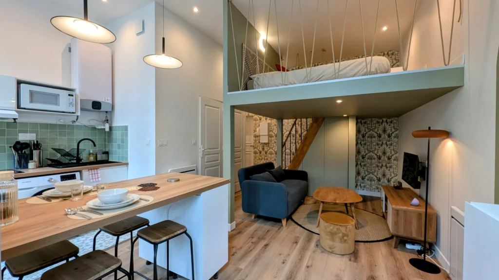 Rénovation complète d'un appartement, studio en centre ville réalisées par éco rénovation groupe.