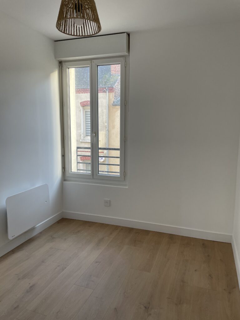 chambre appartement rénovée rennes aménagement moderne optimisation espace